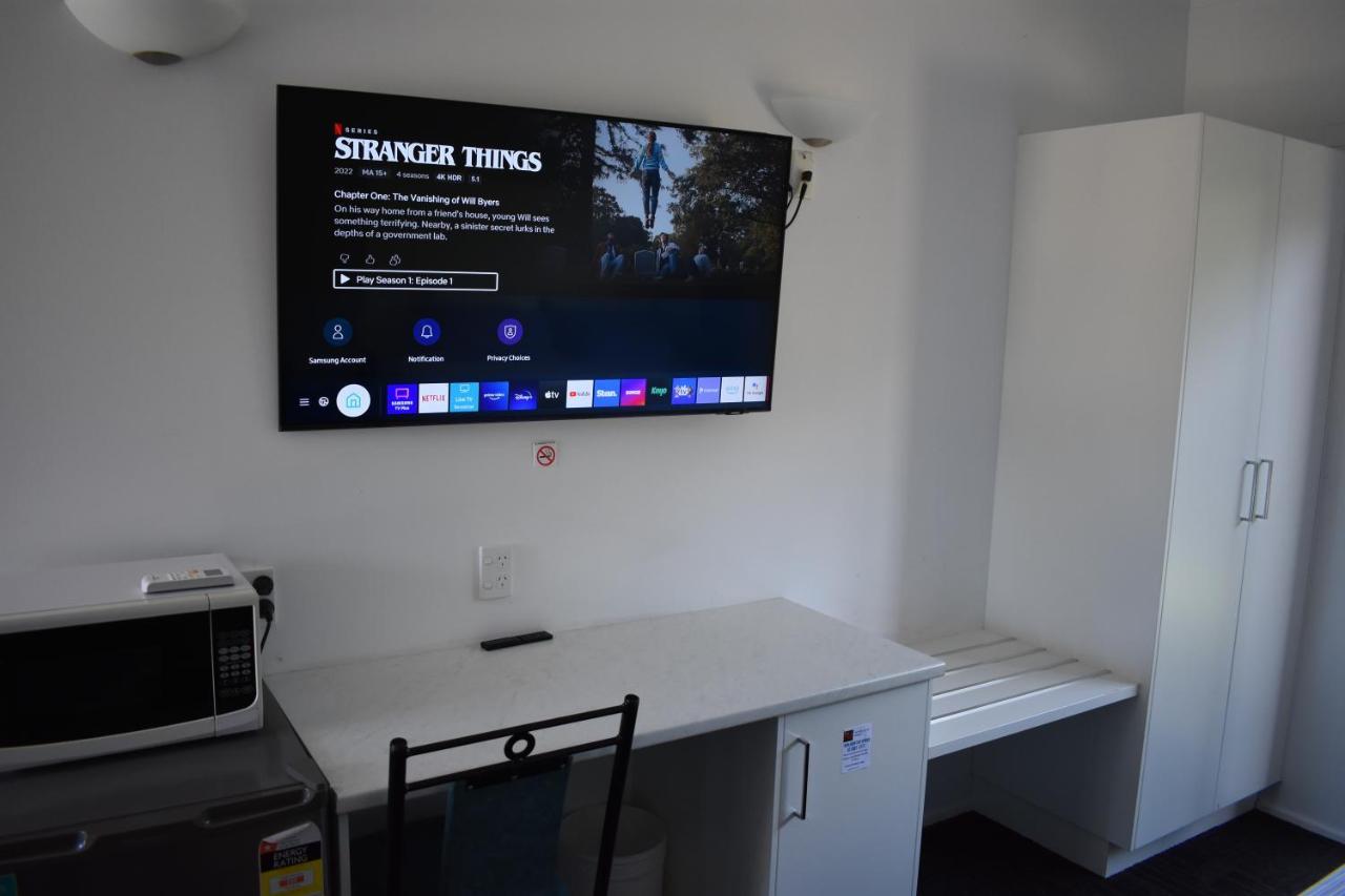 Riviana Motel Deniliquin Zewnętrze zdjęcie